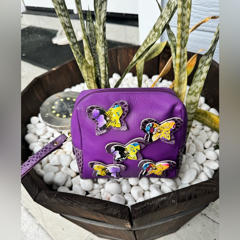 Sharif 1827 Purple Leather Butterfly Appliqué Wristlet Bag